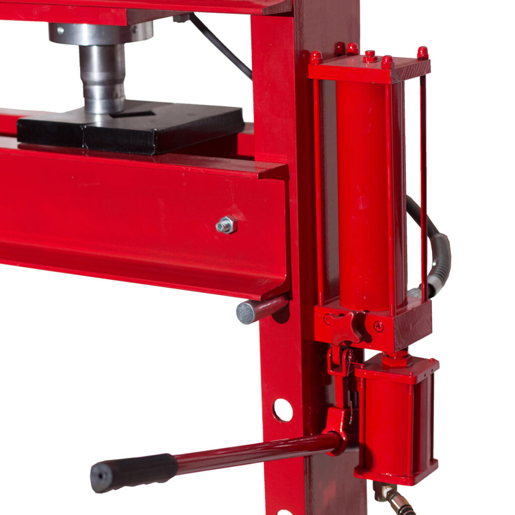 Lis Hydraulicko-pneumatický 30T